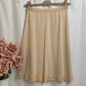 Vintage Olga Lace Trimmed Slip Skirt in Nude Beige